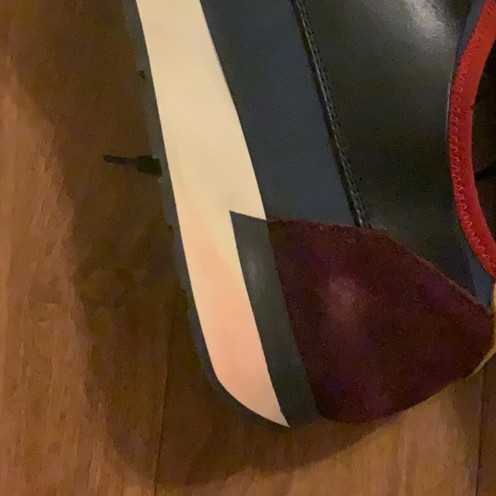 Balenciaga Race Runners fashion sneakers with cosmetic issues pictured. Sz. 10. - Picture 8 of 8